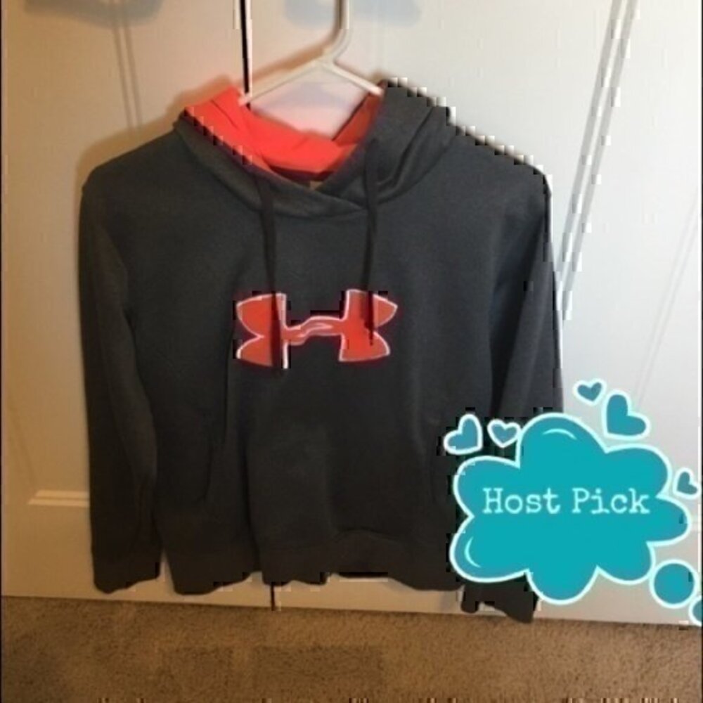 Under Armour Women’s size small sweatshirt